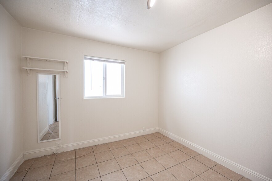 More Photos Of 5900 Cassedy Ln, Las Vegas Apartments For Sale