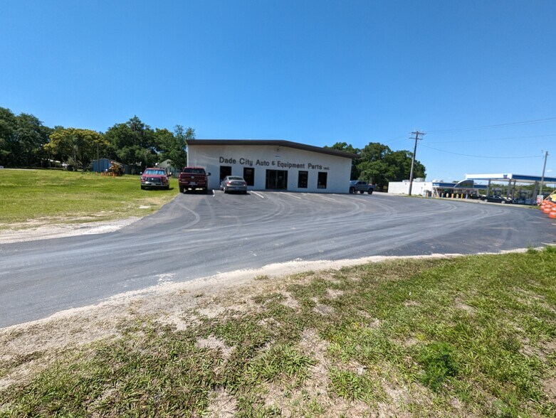 More Photos Of 14051 US Highway 98 Byp, Dade City Manufacturing For Sale