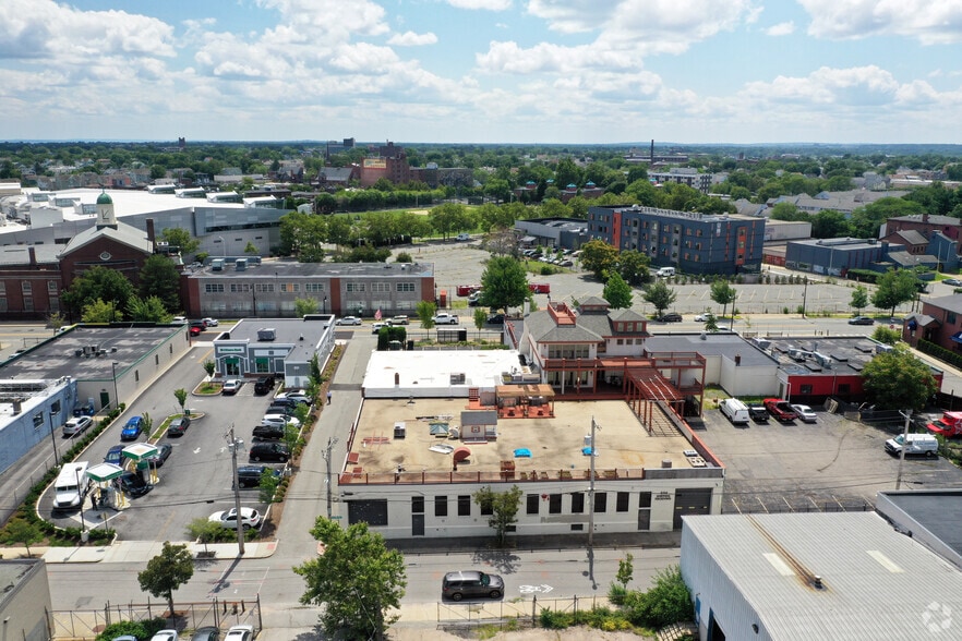 More Photos Of 945 Westminster St, Providence Light Manufacturing For Lease