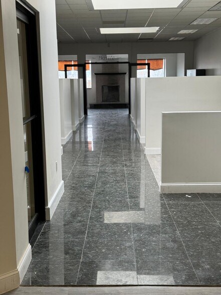 More Photos Of 3 Whale Sq, Brooklyn Warehouse For Lease