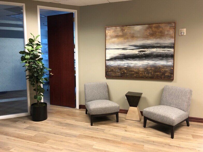 More Photos Of 201 NE Park Plaza Dr, Vancouver Unknown For Sale