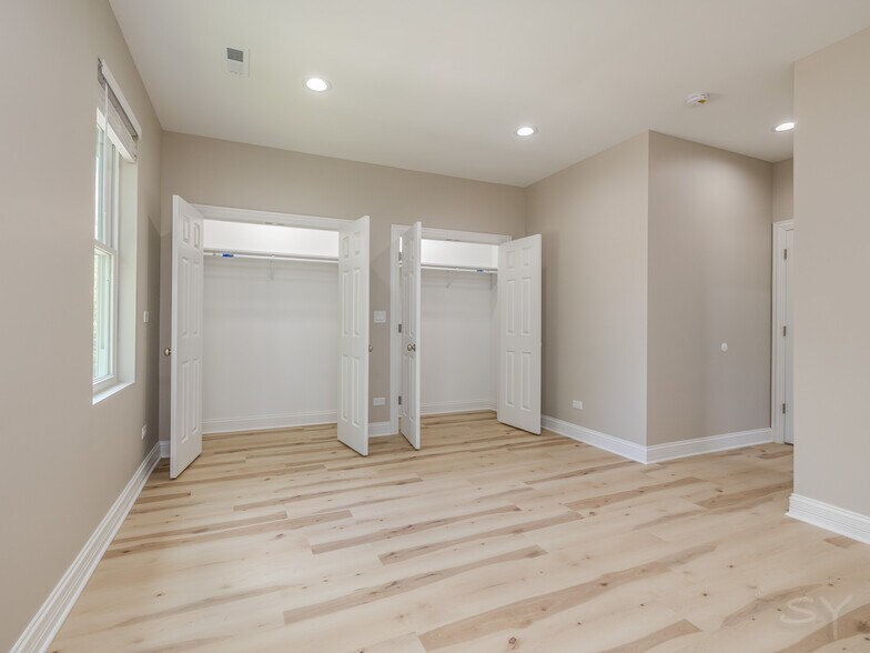 More Photos Of 623 Hamlin Ave, Chicago Apartments For Sale