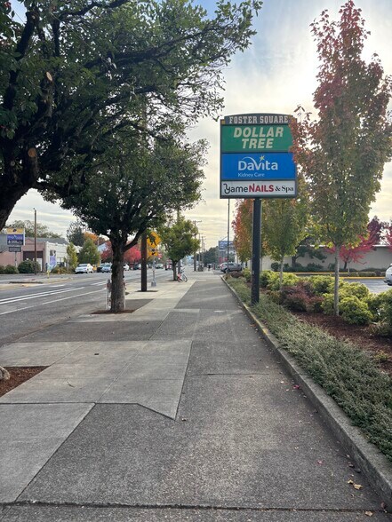 More Photos Of 6828-6868 SE Foster Rd, Portland Unknown For Lease