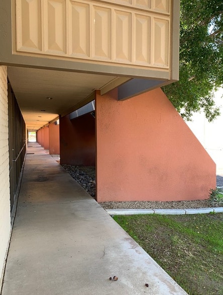 More Photos Of 2323 E Magnolia St, Phoenix Warehouse For Lease