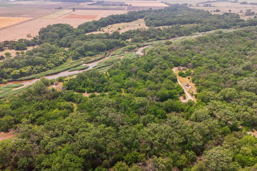 More Photos Of 9111 Long View Road, Burrton Land For Sale