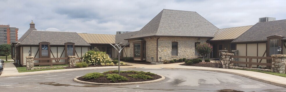 More Photos Of 4701 College Blvd, Leawood Medical For Lease