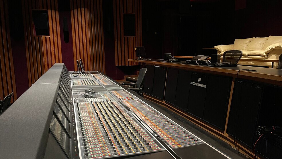 More Photos Of 640 S San Vicente Blvd, Los Angeles Medical For Lease