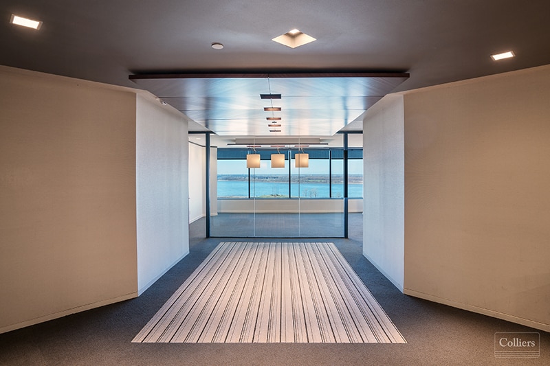 More Photos Of 50 N Front St, Memphis Office For Sale