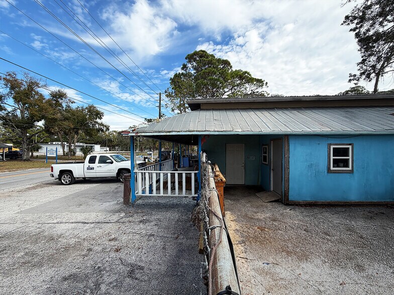More Photos Of 6028 Pine Hill Rd, Port Richey Freestanding For Sale