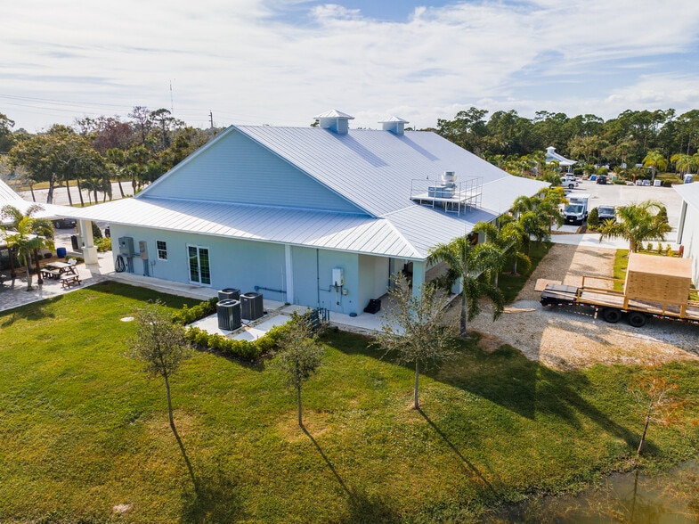 More Photos Of 3700 9th St SW, Vero Beach Restaurant For Sale