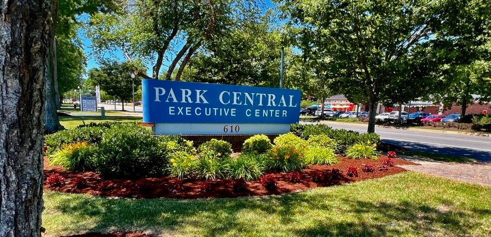 More Photos Of 610 Thimble Shoals Blvd, Newport News Unknown For Lease