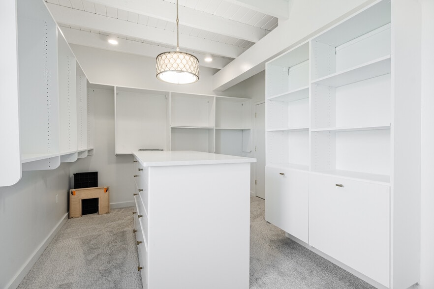 More Photos Of 3157 Tchoupitoulas St, New Orleans Service For Lease