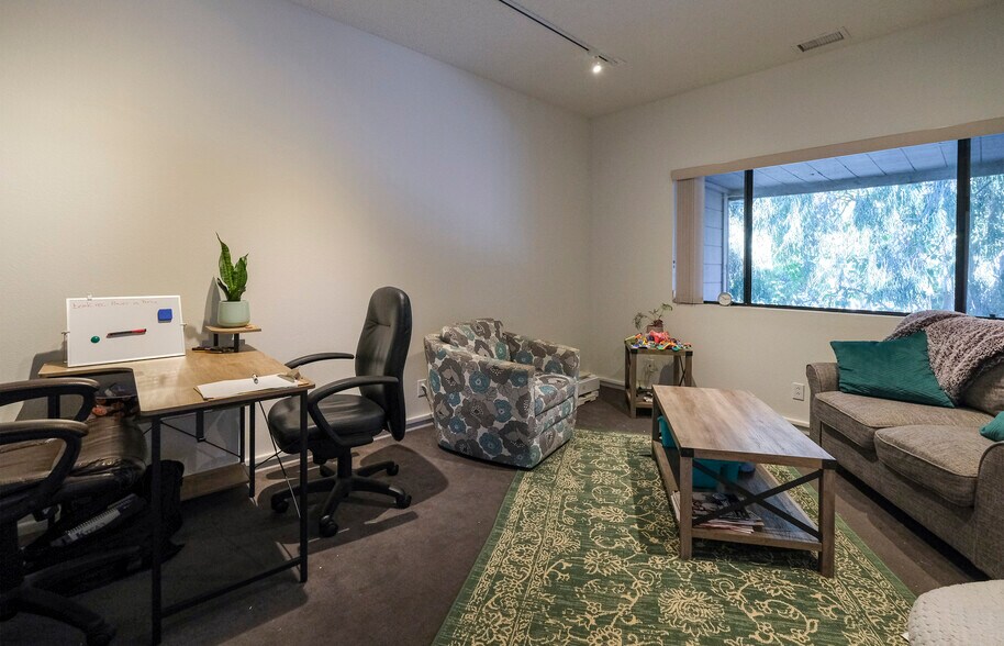 More Photos Of 5290 Overpass Rd, Santa Barbara Office For Sale