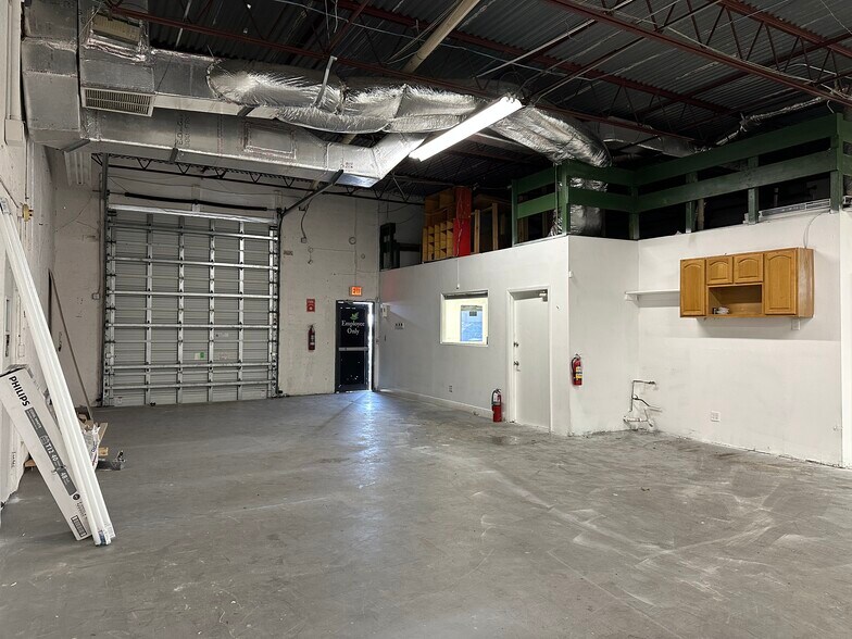 More Photos Of 780-784 NW 57th Ct, Fort Lauderdale Light Manufacturing For Lease