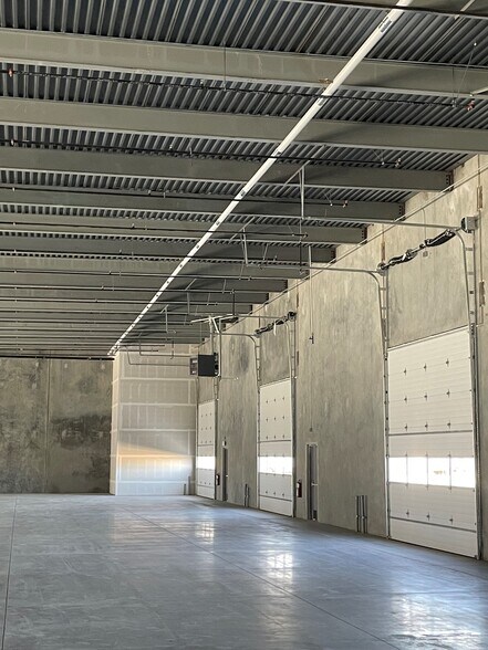 More Photos Of 1410 W Karcher Rd, Nampa Warehouse For Lease