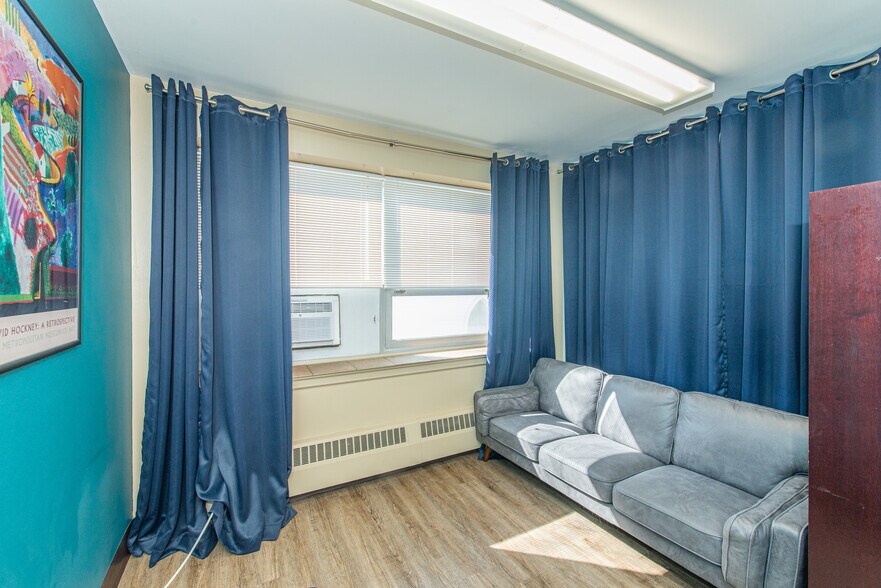 More Photos Of 215 Hill St, Boonton Schools For Lease