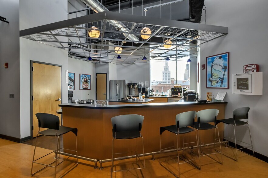 More Photos Of 665 Main St, Buffalo Office For Lease