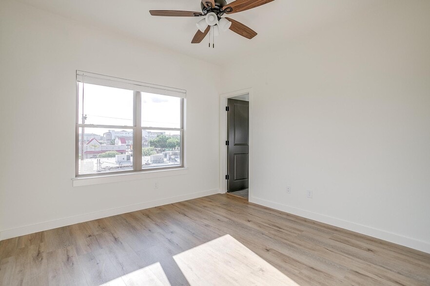 More Photos Of 3108 Frazier Ave, Fort Worth Multifamily For Sale