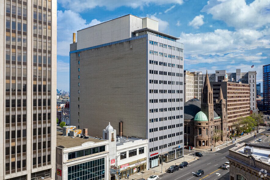 More Photos Of 570 Broad St, Newark Office For Lease