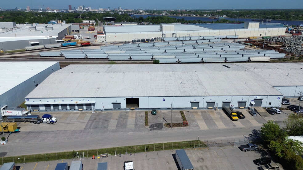 More Photos Of 2626 Indian River Rd, Chesapeake Distribution For Lease