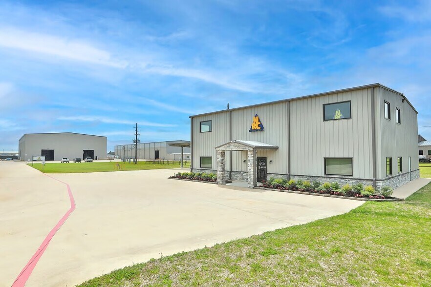 Primary Photo Of 30803 Old Washington Rd, Waller Manufacturing For Sale