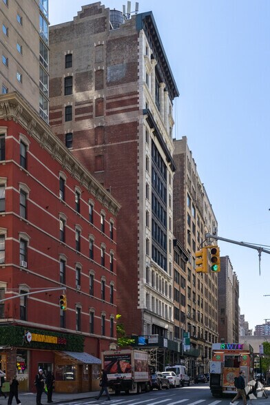 More Photos Of 104 W 27th St, New York Office For Lease