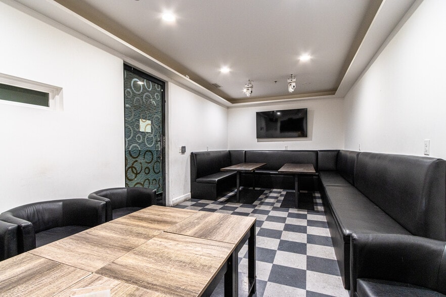 More Photos Of 1865 Post St, San Francisco General Retail For Sale