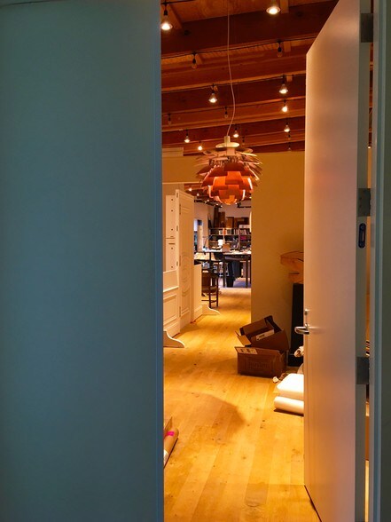 More Photos Of 1060 Redwood Hwy, Mill Valley Office For Lease