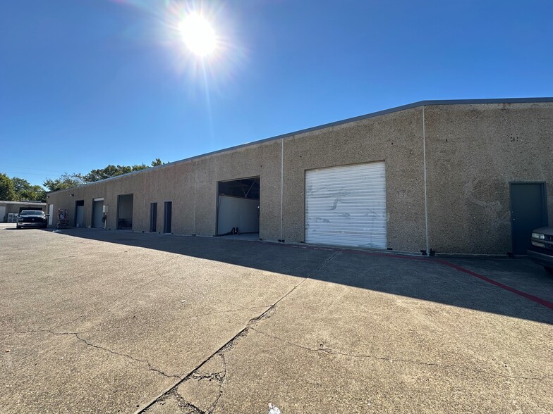 Primary Photo Of 720 Military Pky, Mesquite Industrial For Lease