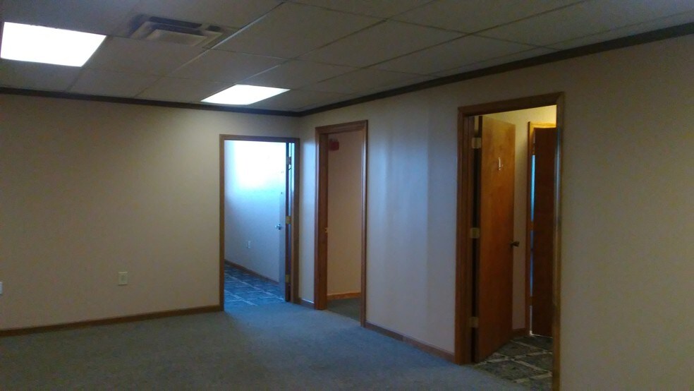 More Photos Of 55 S State Ave, Indianapolis Flex For Sale
