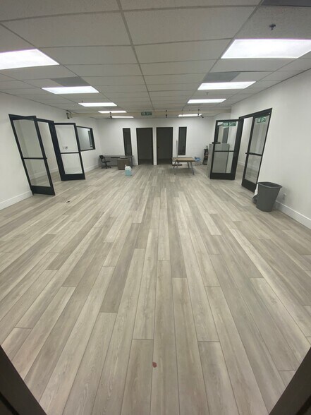 More Photos Of 23293 S Pointe Dr, Laguna Hills Medical For Lease