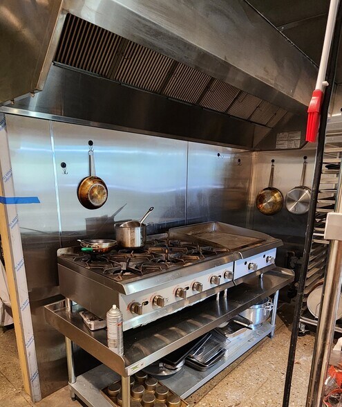 More Photos Of 150 Passion Play Rd, Eureka Springs Restaurant For Sale