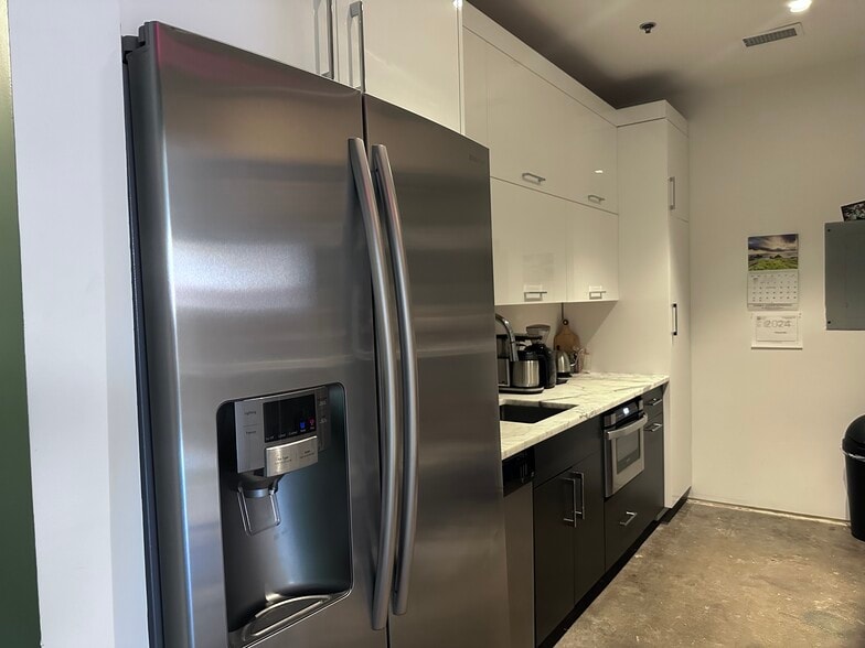 More Photos Of 659 Auburn Ave, Atlanta Loft Creative Space For Lease