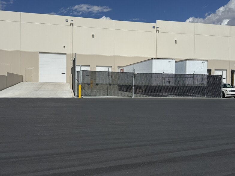 More Photos Of 7120 S Buffalo Dr, Las Vegas Industrial For Lease