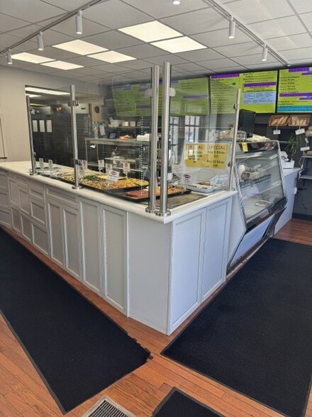 More Photos Of 26 S Haddon Ave, Haddonfield Restaurant For Sale