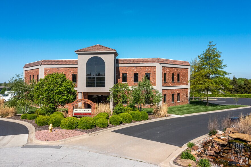 More Photos Of 3370 NE Ralph Powell Rd, Lee's Summit Medical For Sale