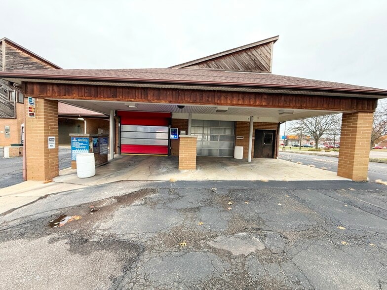 More Photos Of 170 Northland Dr, Medina Carwash For Sale