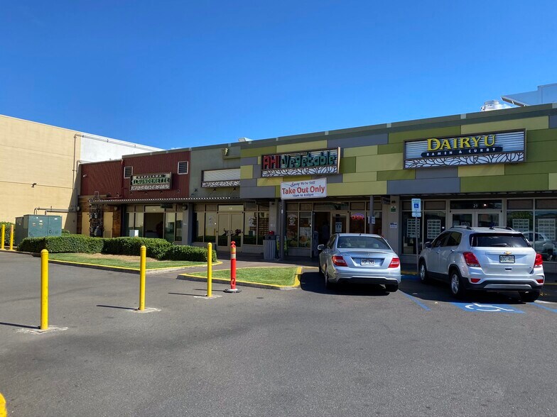 More Photos Of 1210 Dillingham Blvd, Honolulu Unknown For Lease
