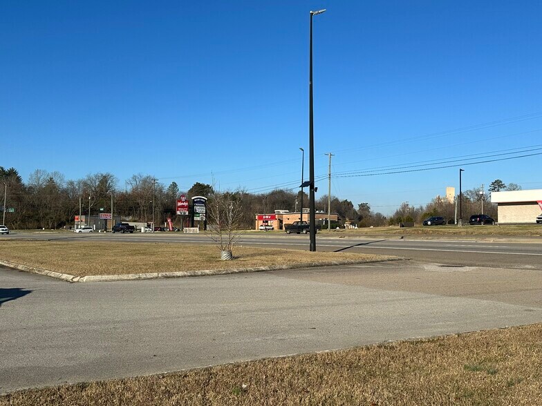 More Photos Of 6240 Asheville Highway Hwy, Knoxville General Retail For Lease