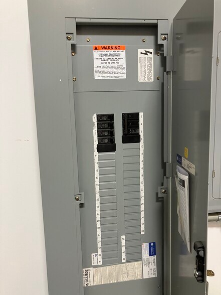 More Photos Of 748 S 5300 W, Salt Lake City Warehouse For Lease