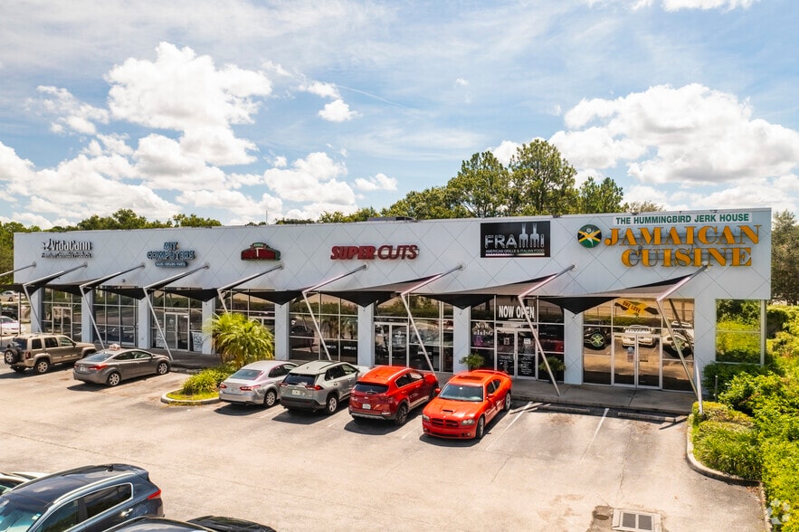 Primary Photo Of 17631 Bruce B Downs Blvd, Tampa Restaurant For Lease