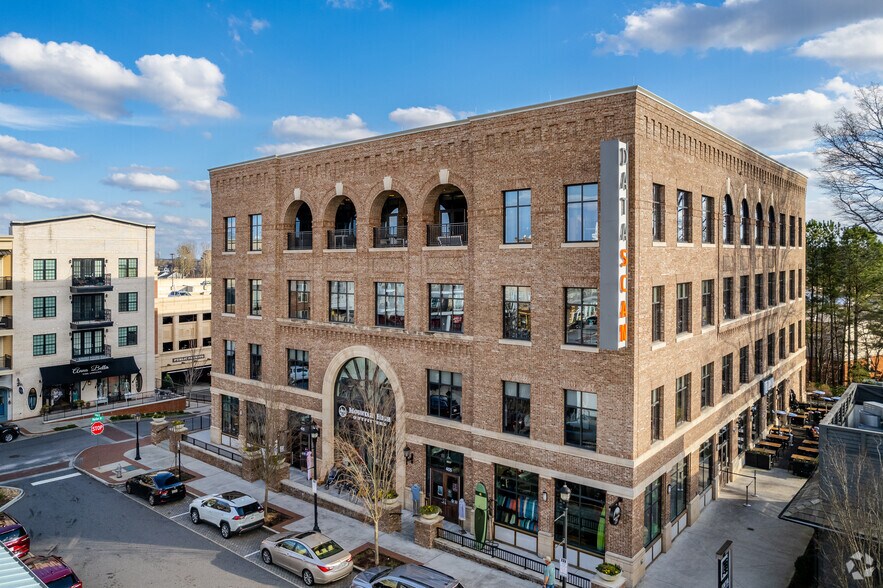 More Photos Of 415 S Broad St, Alpharetta Office For Sale