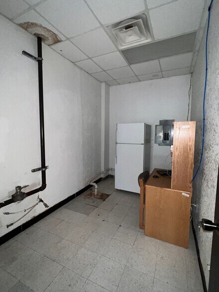 More Photos Of 711 W Hallmark Ave, Killeen Unknown For Sale