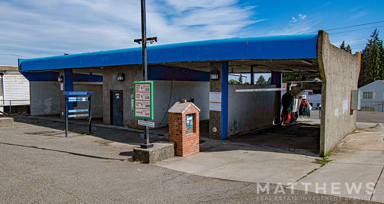Primary Photo Of 1333 E 1st St, Port Angeles Carwash For Sale