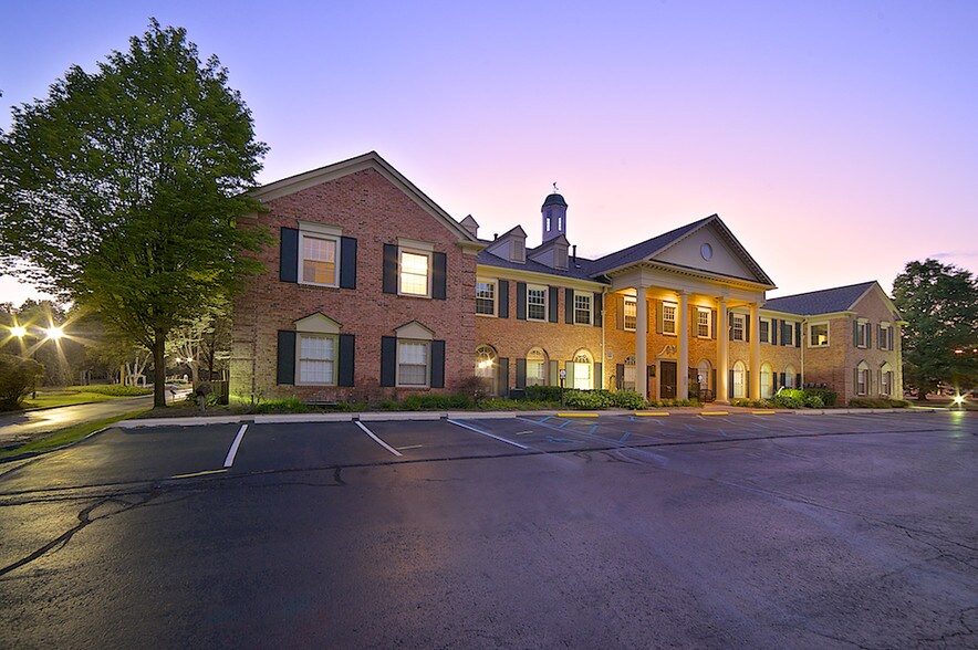 Primary Photo Of 31700 Telegraph Rd, Bingham Farms Office For Lease