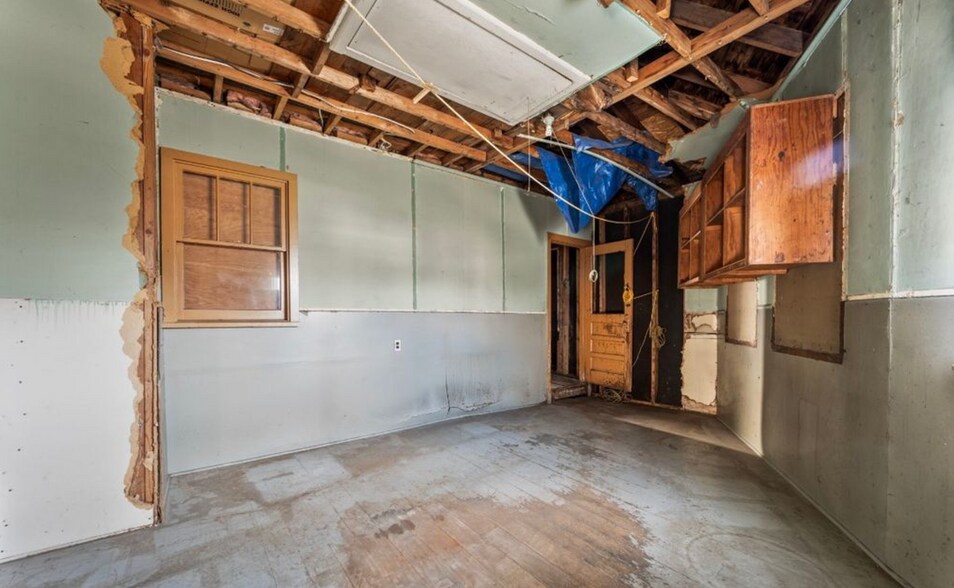 More Photos Of 93 CFJ Blvd, Johnson City Restaurant For Sale