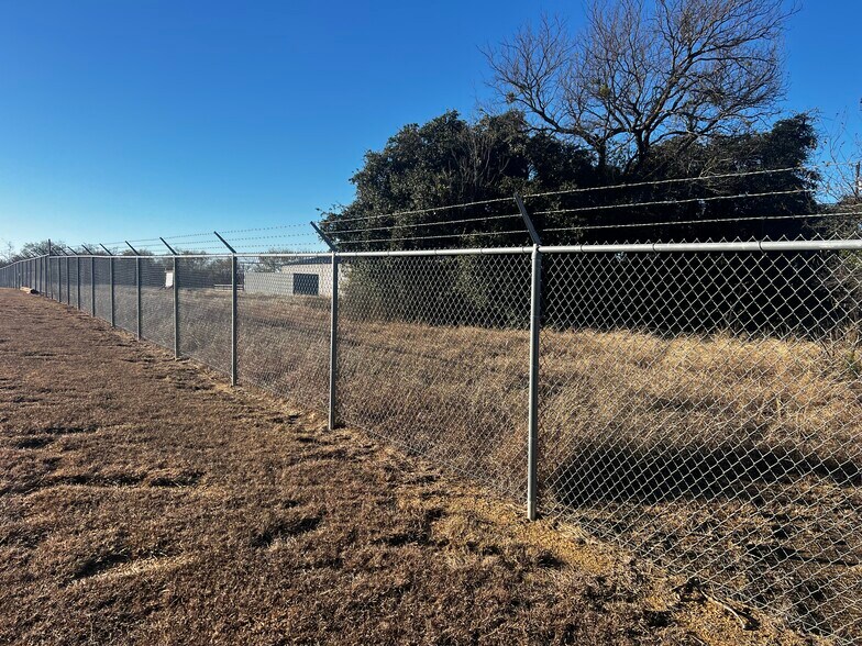 More Photos Of 665 Old Millsap Rdg, Millsap Industrial For Sale