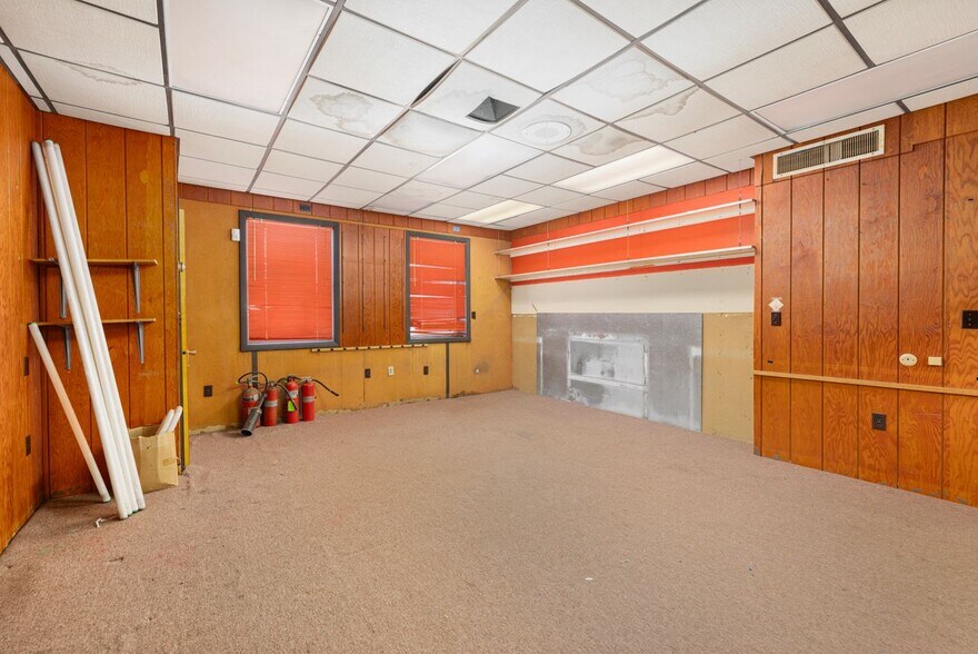 More Photos Of 11 Tenth St, East Providence Warehouse For Sale