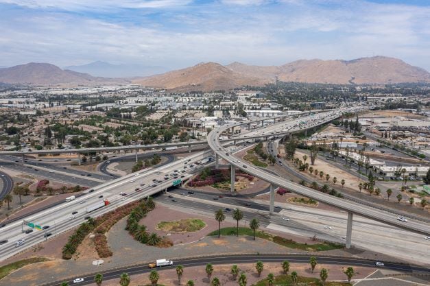 More Photos Of 1600 Chicago Ave, Riverside Unknown For Lease