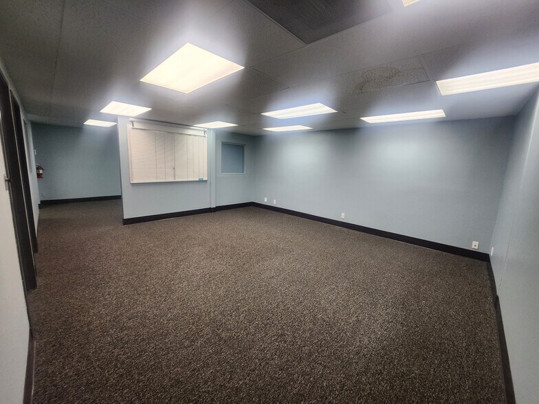 More Photos Of 12838 Central Ave, Chino Office Residential For Lease
